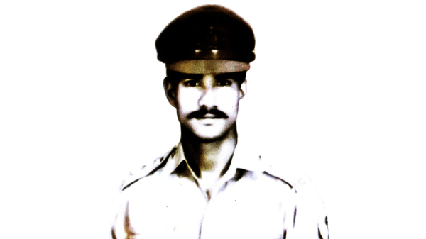 captain aftab kader