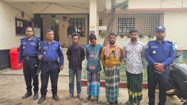 সিরাজদিখানে ৪ জনকে কারাদণ্ড