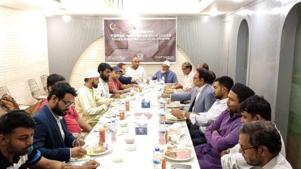 বর্ণাঢ্য আয়োজনে মুন্সিগঞ্জ-বিক্রমপুর ইঞ্জিনিয়ার্স, আর্কিটেক্টস এন্ড প্ল্যানার্স সোসাইটি’র ‘ইফতার ও দোয়া মাহফিল-২০২৬’ অনুষ্ঠিত