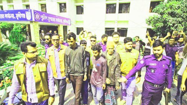 মুন্সিগঞ্জে সহকর্মীকে শ্বাসরোধে হত্যা করে অটোরিকশা ছিনতাই, ১৯ দিন পর রহস্য উদ্ঘাটন; গ্রেপ্তার ৪