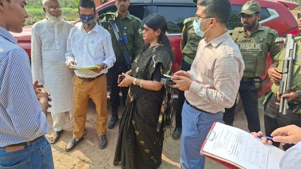 সিরাজদিখানে তিন ইটভাটায় ভ্রাম্যমাণ আদালত, ৯ লাখ টাকা জরিমানা