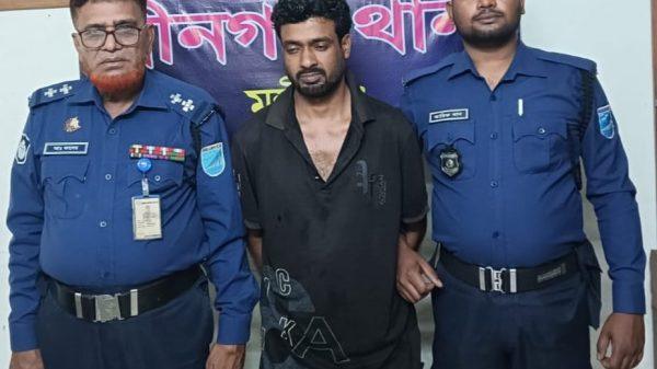 শ্রীনগরে ইয়াবাসহ গ্রেপ্তার এক 