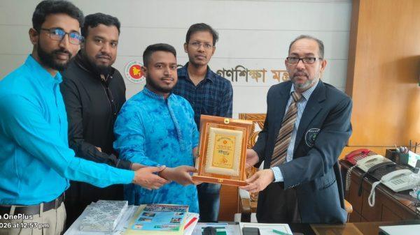প্রাথমিক ও গণশিক্ষা মন্ত্রণালয়ের সচিবের সঙ্গে ঝিকুট ফাউন্ডেশনের সৌজন্য সাক্ষাৎ ও মতবিনিময়
