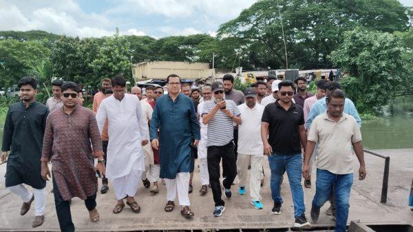 গজারিয়ায় ফুলদী নদীতে সেতু নির্মাণের এলাকা পরিদর্শন
