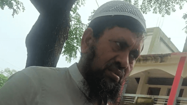 নিয়ম বহির্ভূতভাবে সরকারি দুই দায়িত্ব পালনে একই ব্যক্তি, সেবা নিয়ে প্রশ্ন